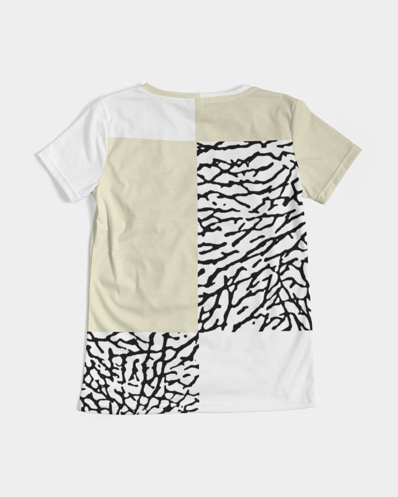 Reimaged 3’s (Square) Women's V-Neck Tee